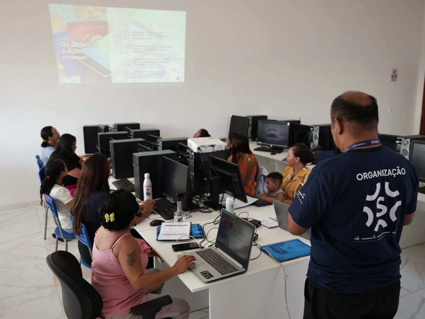 Prefeitura de Pedra Branca promove curso de Mídias Sociais e Estratégias de Marketing para o Turismo