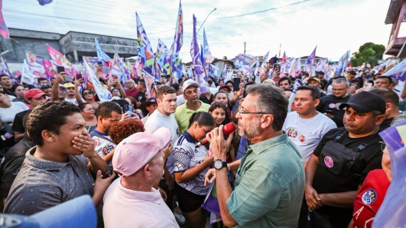 “Santana acreditou em mim e eu respondo com trabalho”, diz Clécio em caminhada