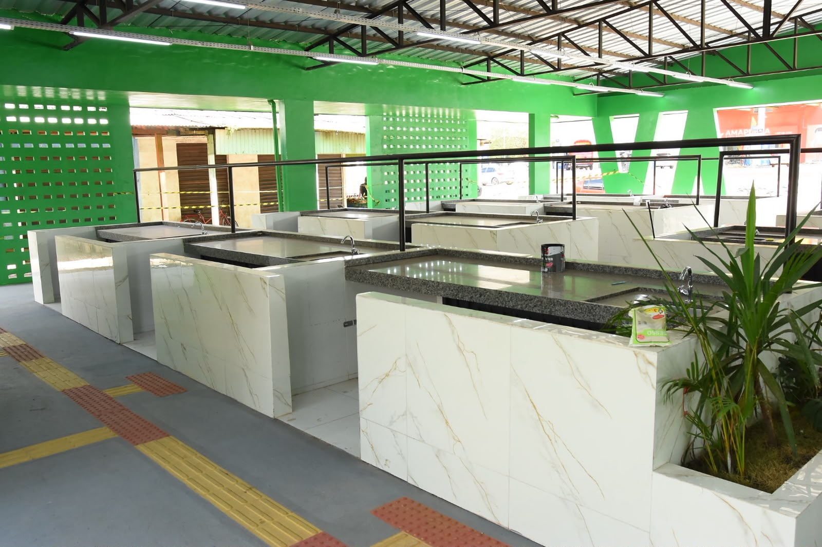 Prefeitura revitaliza Feira do Mercado para fortalecer a agricultura local e o comércio