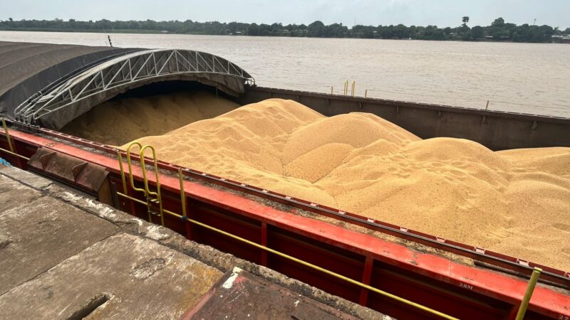 Companhia Docas de Santana realiza embarque de soja produzida no Amapá