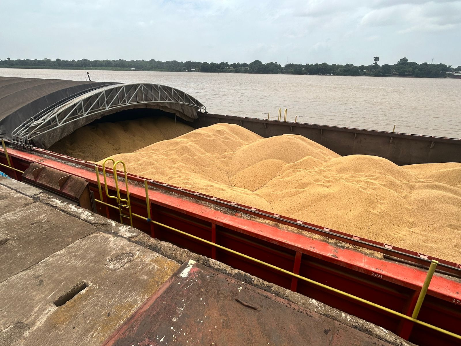 Companhia Docas de Santana realiza embarque de soja produzida no Amapá