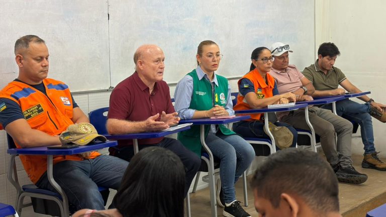 Prefeitura de Santana anuncia auxílio emergencial de R$ 1.650 para famílias atingidas por incêndio no Ambrósio